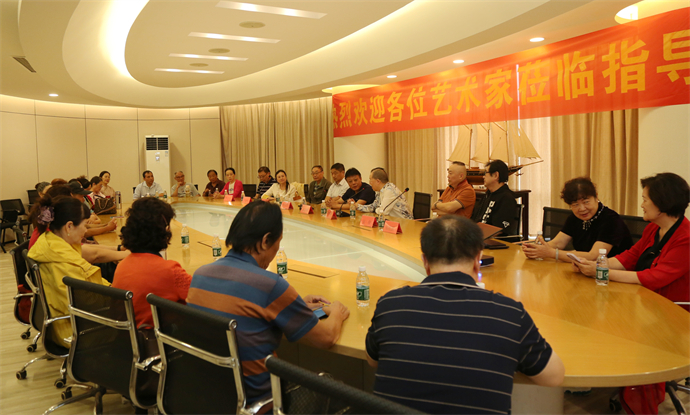 南通市僑聯(lián)華僑藝術(shù)團(tuán)赴如皋開(kāi)展文化藝術(shù)交流活動(dòng)